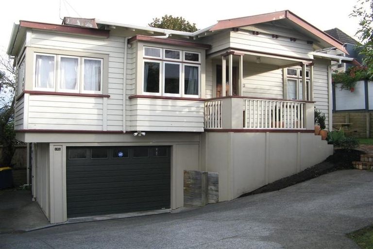 Photo of property in 19b Stafford Road, Northcote Point, Auckland, 0627