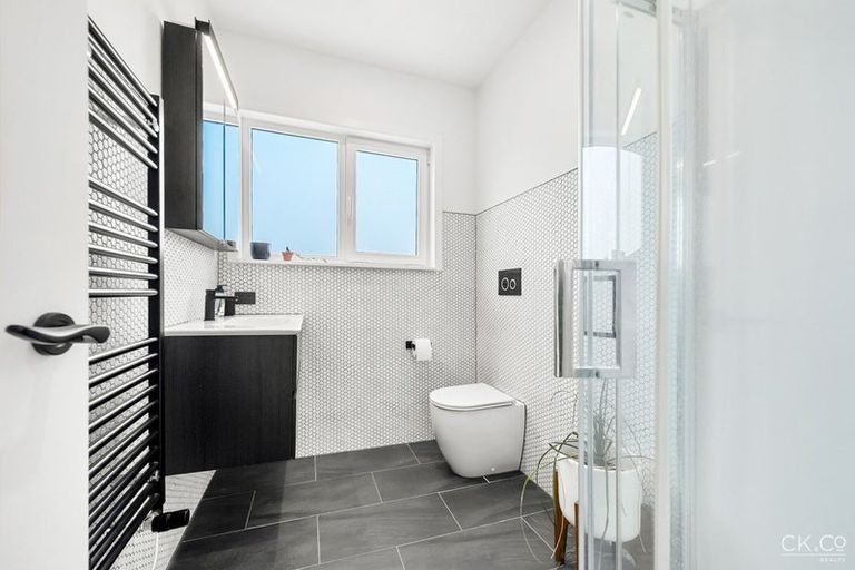 Photo of property in 37 Belmont Terrace, Belmont, Lower Hutt, 5010