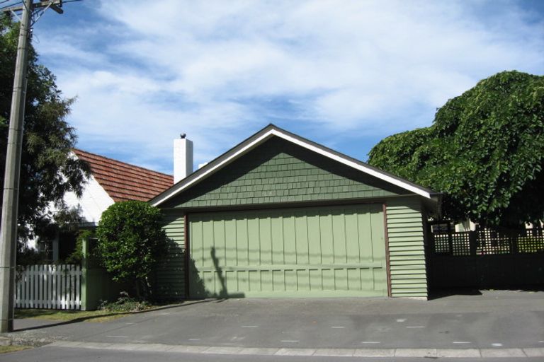 Photo of property in 70 Garden Road, Merivale, Christchurch, 8014
