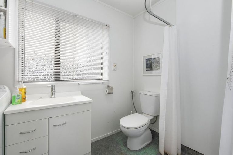 Photo of property in 13 Bellbird Place, Orewa, 0931