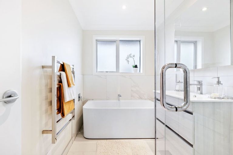 Photo of property in 18 Blackadder Road, Pegasus, 7612