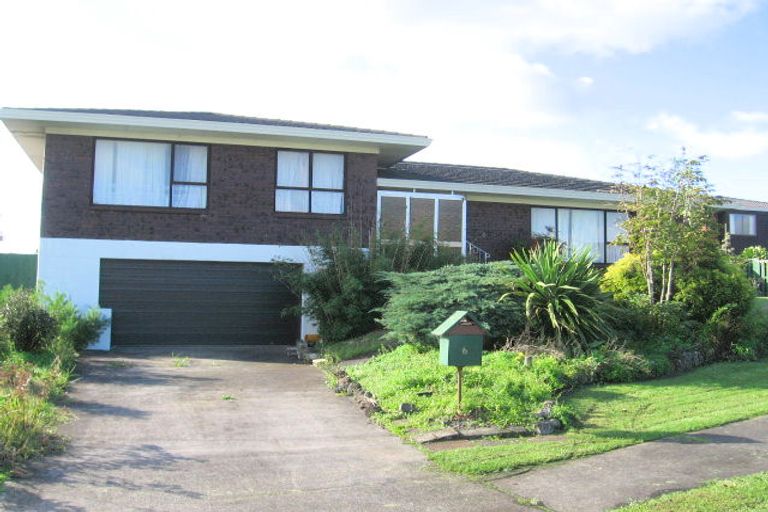 Photo of property in 6 Steeple Rise, Pakuranga, Auckland, 2010