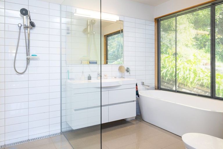 Photo of property in 254 Moetapu Bay Road, Moetapu Bay, Picton, 7282