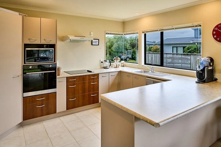 Photo of property in 26a Kirton Drive, Riverstone Terraces, Upper Hutt, 5018