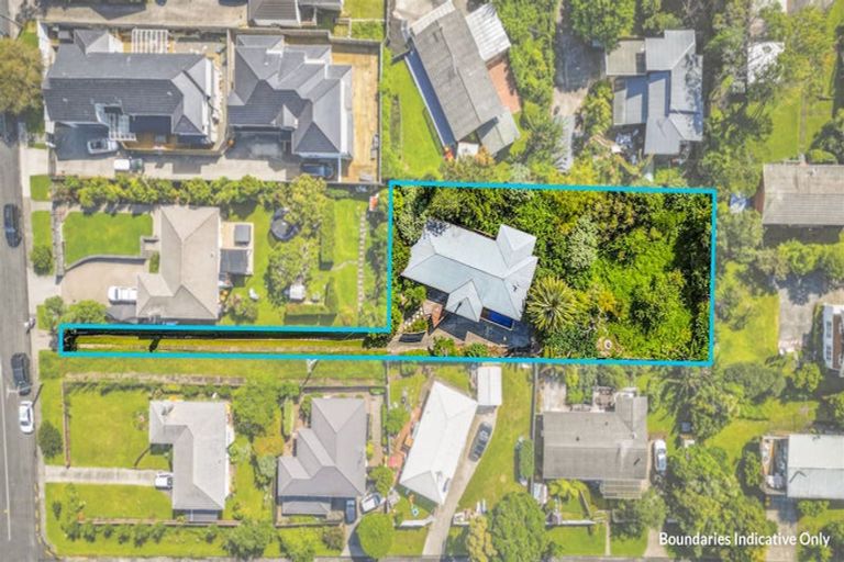 Photo of property in 42 Gordon Avenue, Milford, Auckland, 0620