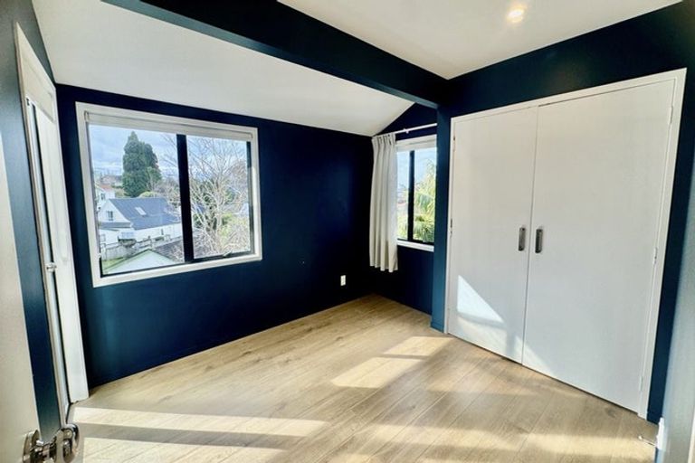 Photo of property in 1/12 Masefield Street, Cockle Bay, Auckland, 2014