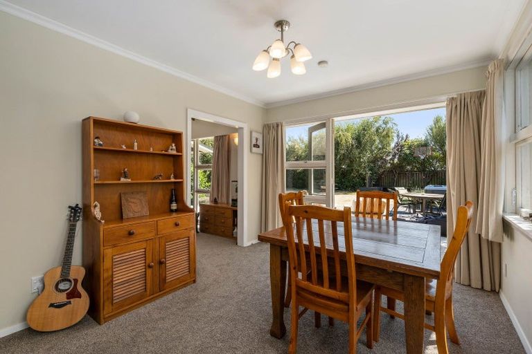 Photo of property in 9 Alpine View Lane, Parklands, Christchurch, 8083