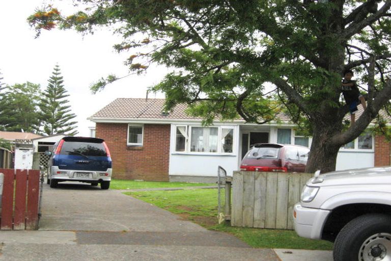 Photo of property in 6 Auster Place, Mangere, Auckland, 2022