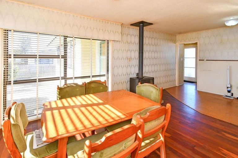 Photo of property in 16 Eastburn Street, Papakura, 2110