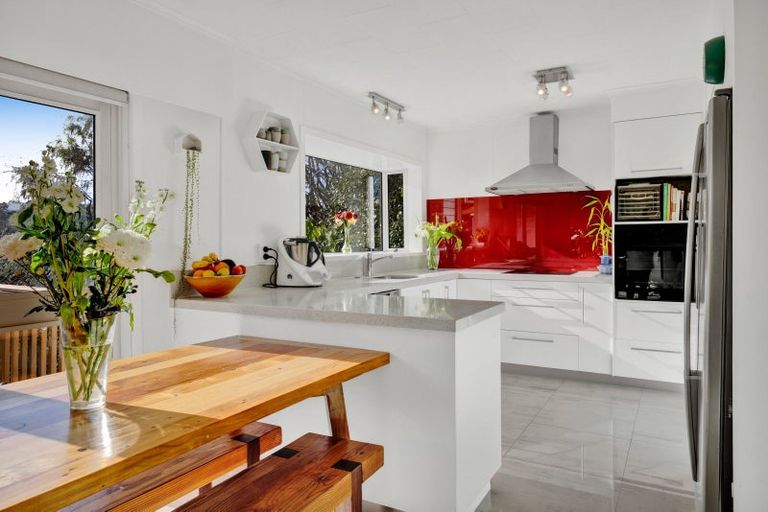 Photo of property in 27a Montana Place, Merrilands, New Plymouth, 4312