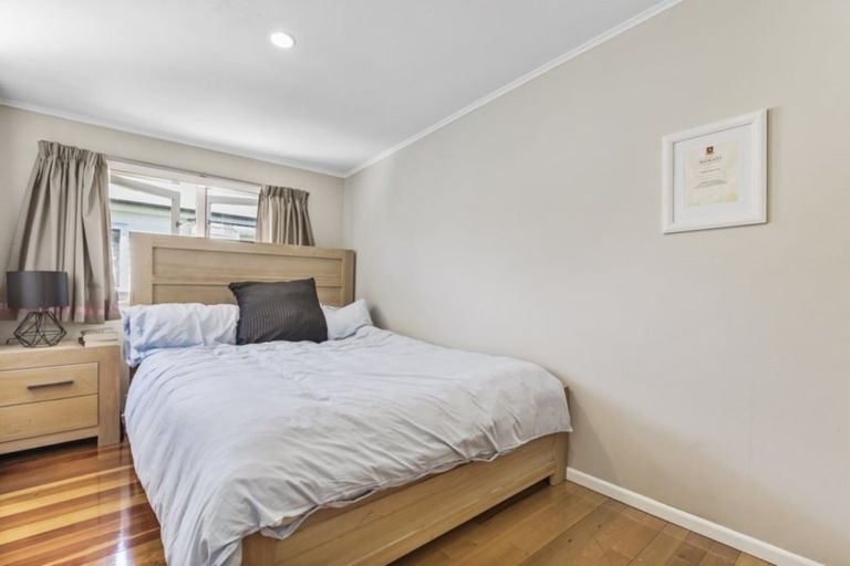 Photo of property in 1/33a Egremont Street, Belmont, Auckland, 0622