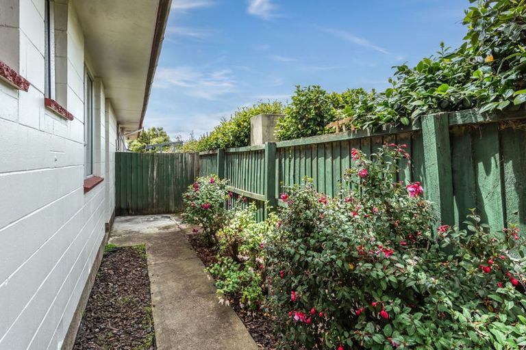 Photo of property in 1/28 Brixton Street, Islington, Christchurch, 8042