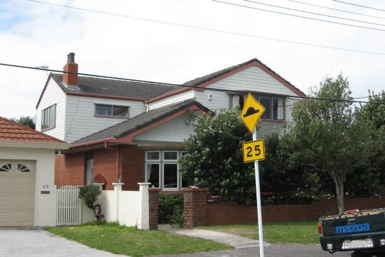 Photo of property in 45 Burnham Street, Seatoun, Wellington, 6022