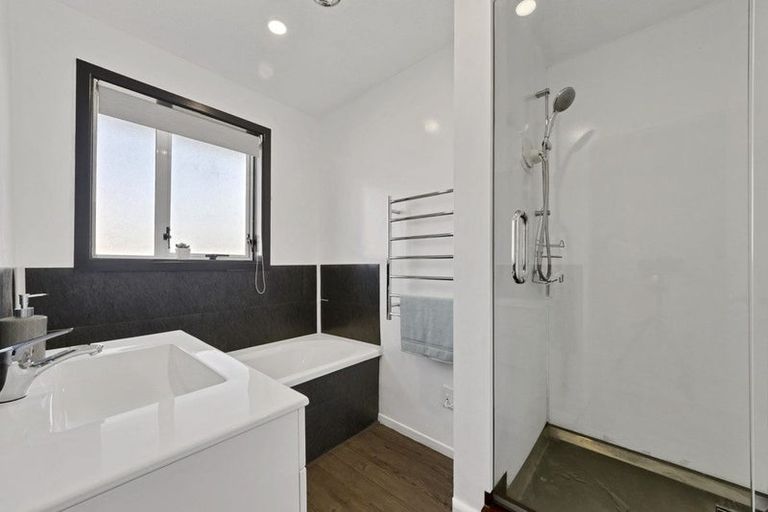 Photo of property in 28 Saint Heliers Crescent, Aranui, Christchurch, 8061