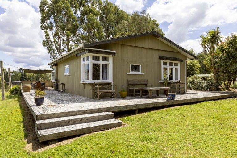 Photo of property in 312 Whangamata Road, Kinloch, Taupo, 3377