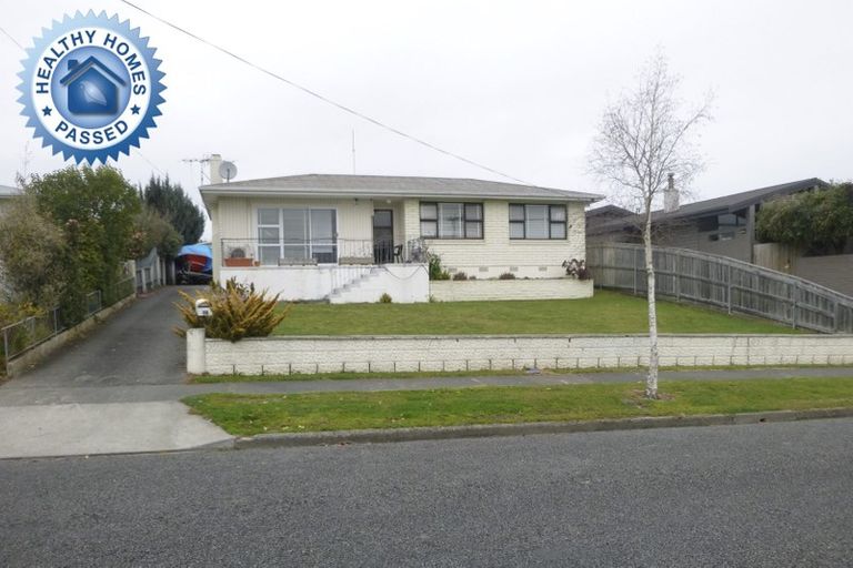 Photo of property in 19 Given Street, Havelock North, 4130