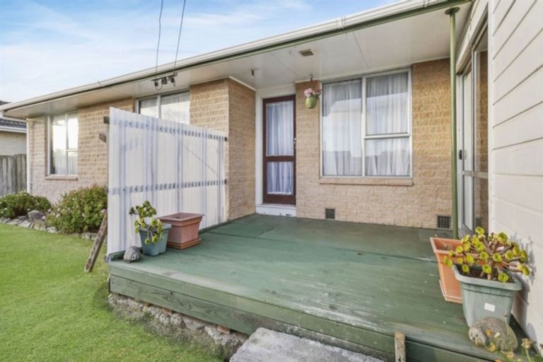 Photo of property in 392 Mairehau Road, Parklands, Christchurch, 8083