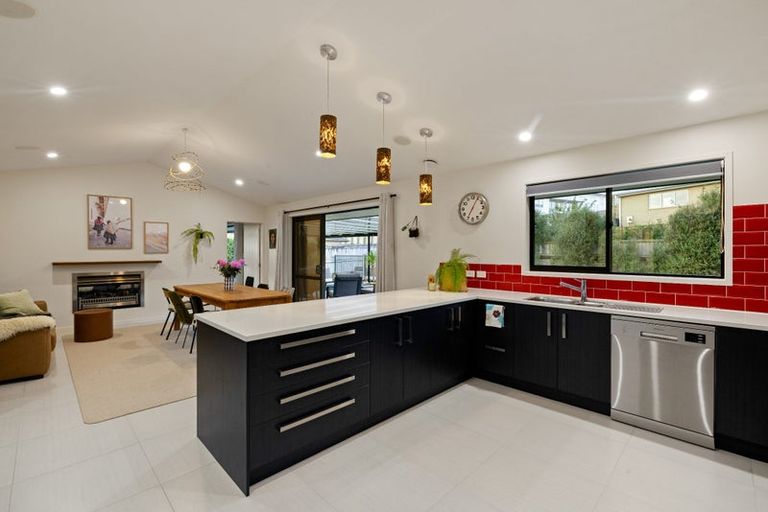 Photo of property in 162 Cumberland Drive, Flagstaff, Hamilton, 3210