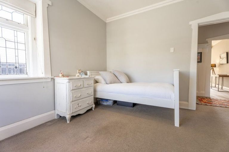 Photo of property in 9 Malcolm Avenue, Cashmere, Christchurch, 8022