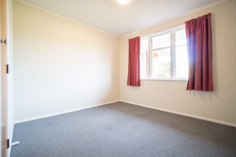 Photo of property in 3 Patea Place, Terrace End, Palmerston North, 4410