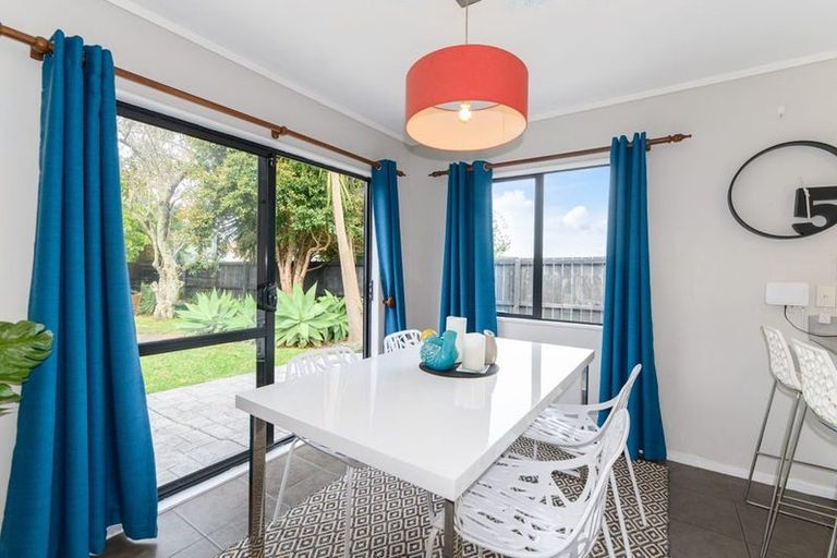 Photo of property in 43 Price Crescent, Mount Wellington, Auckland, 1060