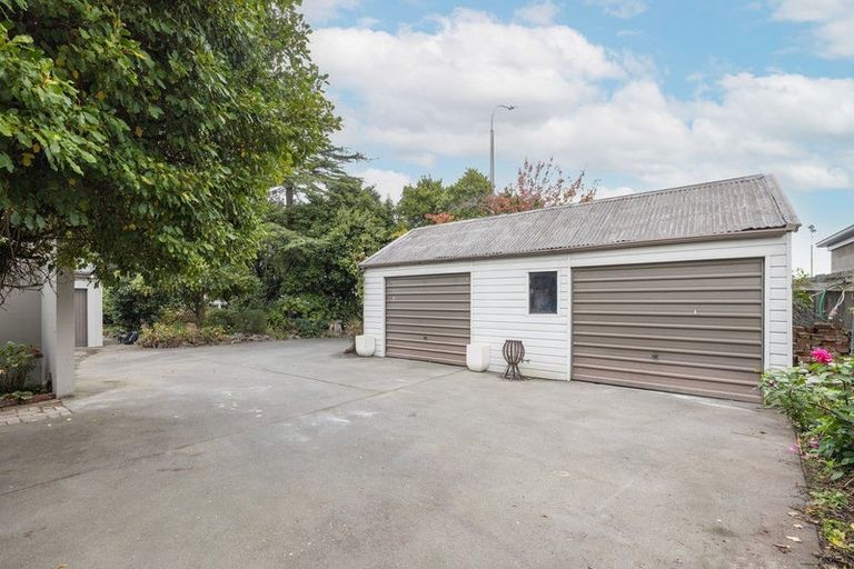 Photo of property in 335 Church Street, West End, Timaru, 7910