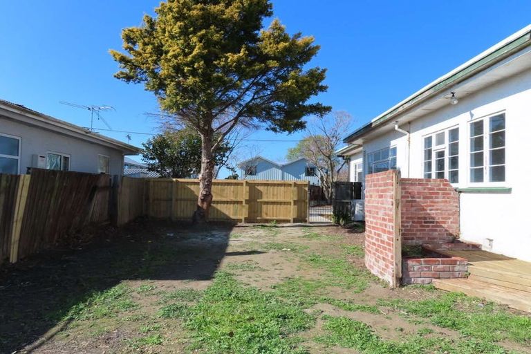 Photo of property in 76 Aorangi Road, Bryndwr, Christchurch, 8053