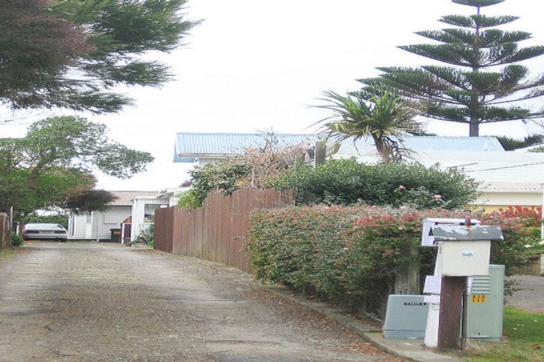 Photo of property in 51 Toru Road, Paraparaumu Beach, Paraparaumu, 5032