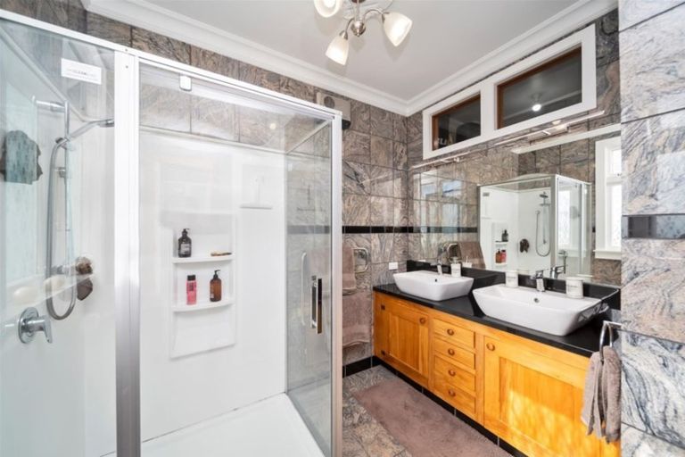 Photo of property in 4 Erin Street, Hawera, 4610