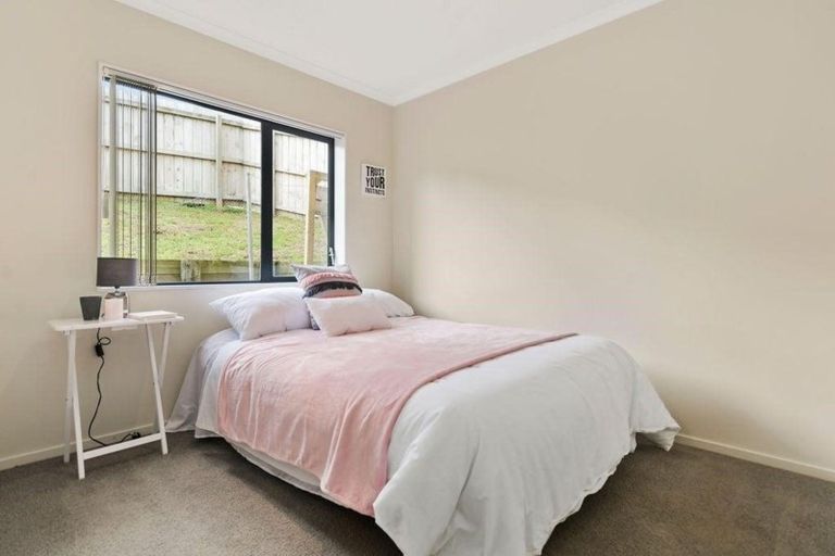 Photo of property in 65 Tiriwa Drive, Massey, Auckland, 0614