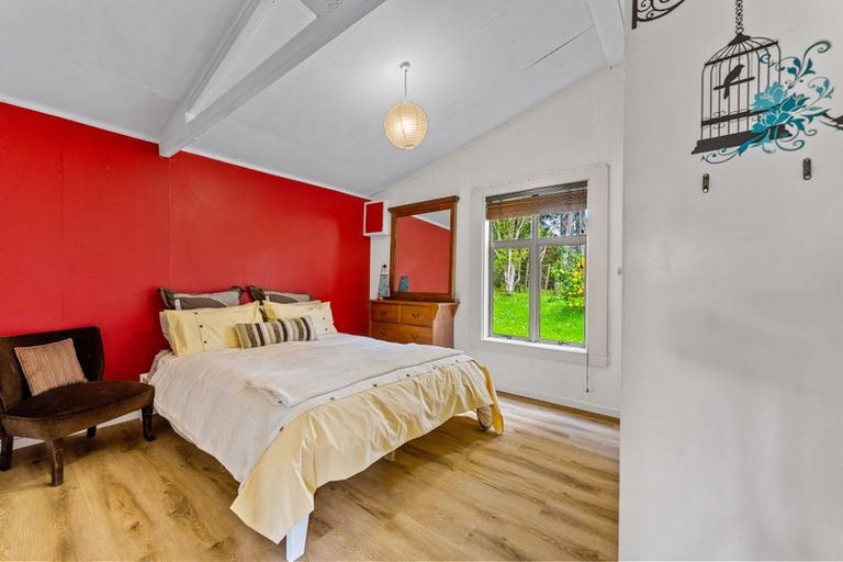 Photo of property in 72 Oneriri Road, Kaiwaka, 0573