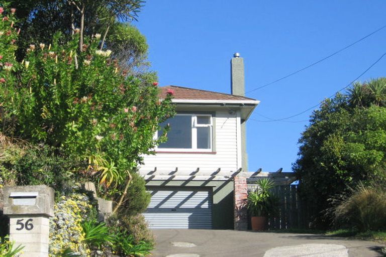 Photo of property in 2/56 Collins Avenue, Tawa, Wellington, 5028