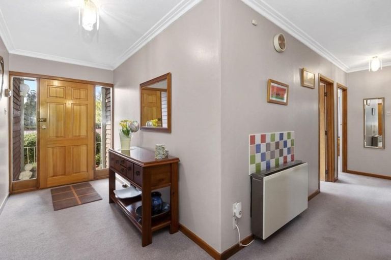 Photo of property in 66 Pioneer Crescent, Helensburgh, Dunedin, 9010