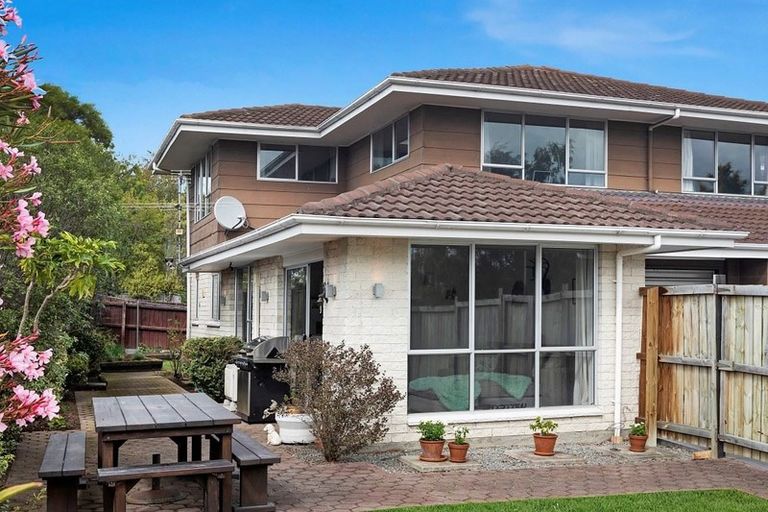 Photo of property in 2/72 Lakewood Drive, Burwood, Christchurch, 8083