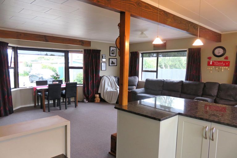 Photo of property in 62 Hornbrook Street North, Temuka, 7920