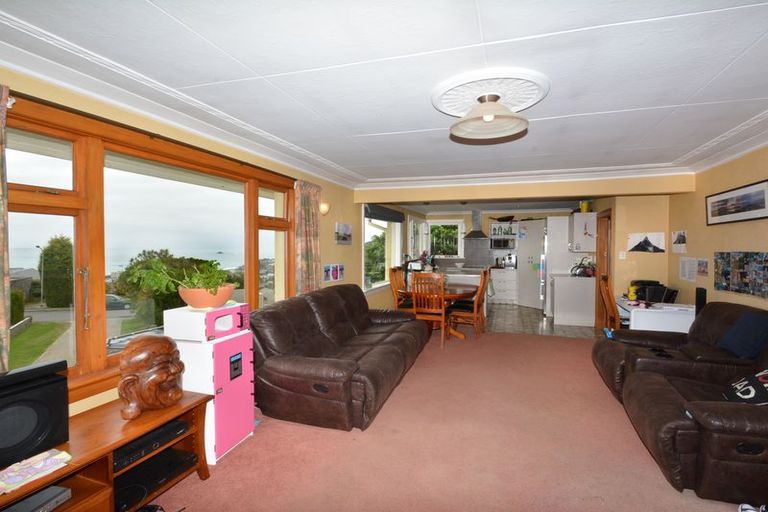 Photo of property in 13 Seaview Terrace, Kew, Dunedin, 9012