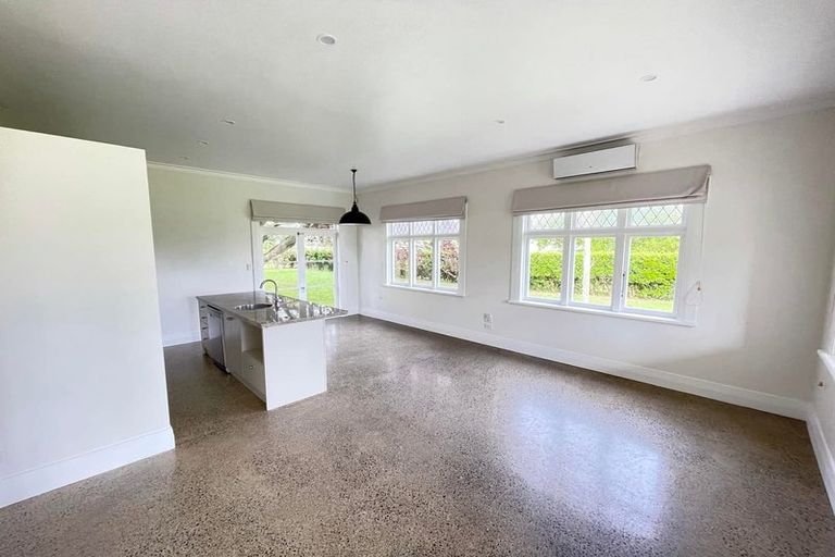 Photo of property in 206 Hooker Road, Tamahere, Hamilton, 3283