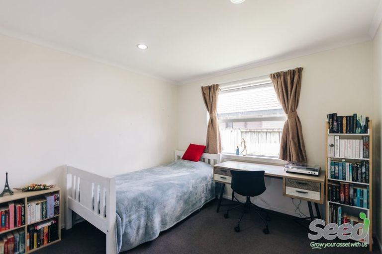 Photo of property in 13 Allgood Place, Rototuna North, Hamilton, 3210