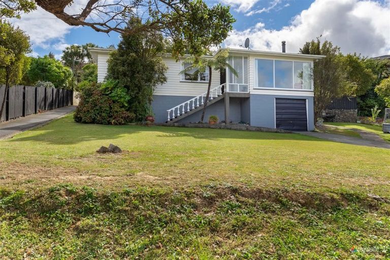 Photo of property in 42 Sunshine Crescent, Kelson, Lower Hutt, 5010