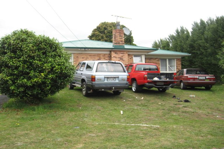 Photo of property in 70 Rosehill Drive, Rosehill, Papakura, 2113