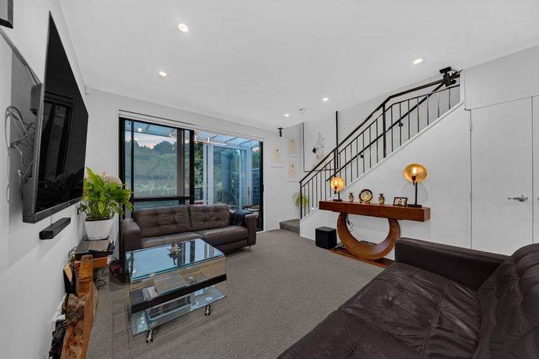 Photo of property in 4 Matairangi Avenue, Totara Heights, Auckland, 2105