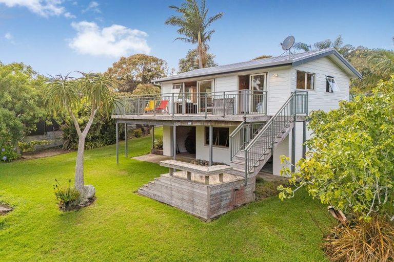 Photo of property in 3 Wigmore Crescent, Hahei, Whitianga, 3591