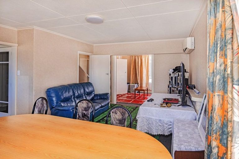 Photo of property in 15a Ure Street, South Hill, Oamaru, 9400