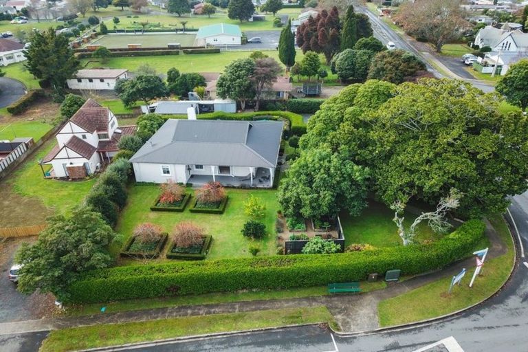 Photo of property in 32 Main Road, Te Kauwhata, 3710