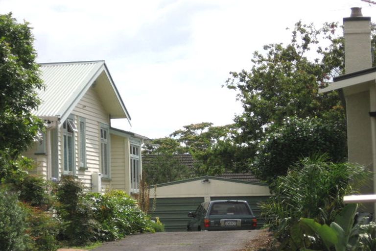 Photo of property in 1 Baldwin Avenue, Mount Albert, Auckland, 1025