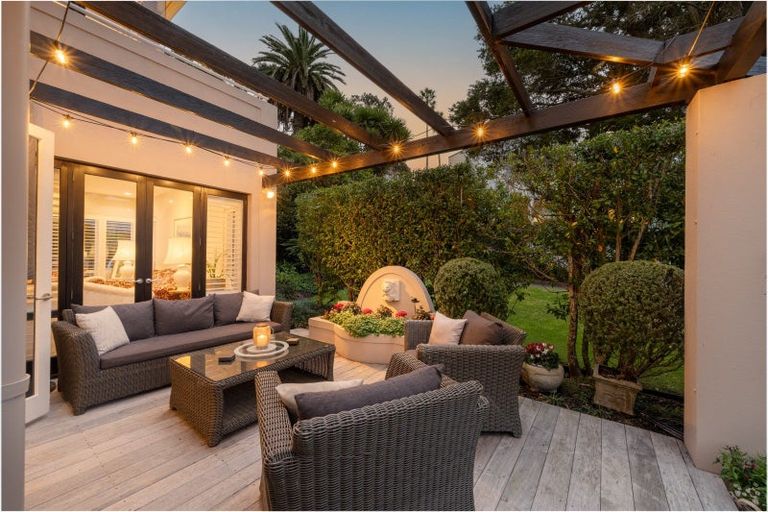 Photo of property in 16a Burford Place, Mellons Bay, Auckland, 2014