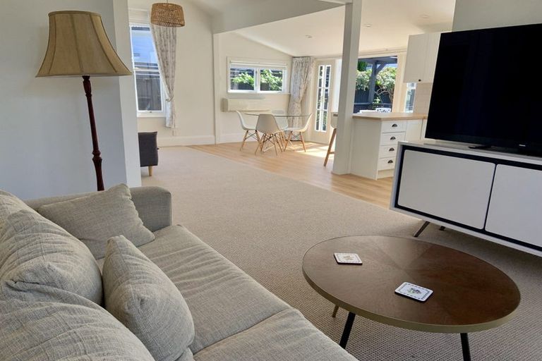 Photo of property in 122 Bristol Street, St Albans, Christchurch, 8014