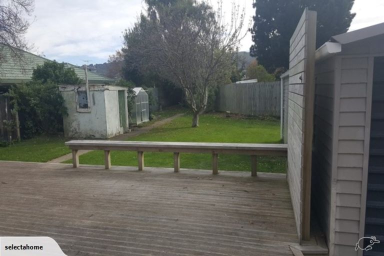 Photo of property in 142 Oxford Terrace, Epuni, Lower Hutt, 5011