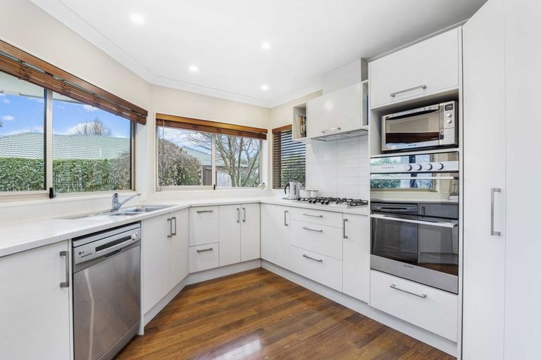 Photo of property in 3 Farnah Green, Flagstaff, Hamilton, 3210