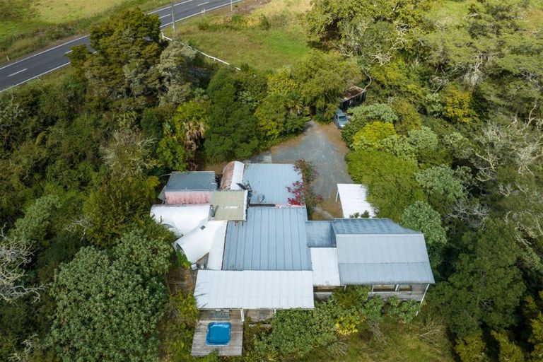 Photo of property in 127 Paihia Road, Kawakawa, 0210